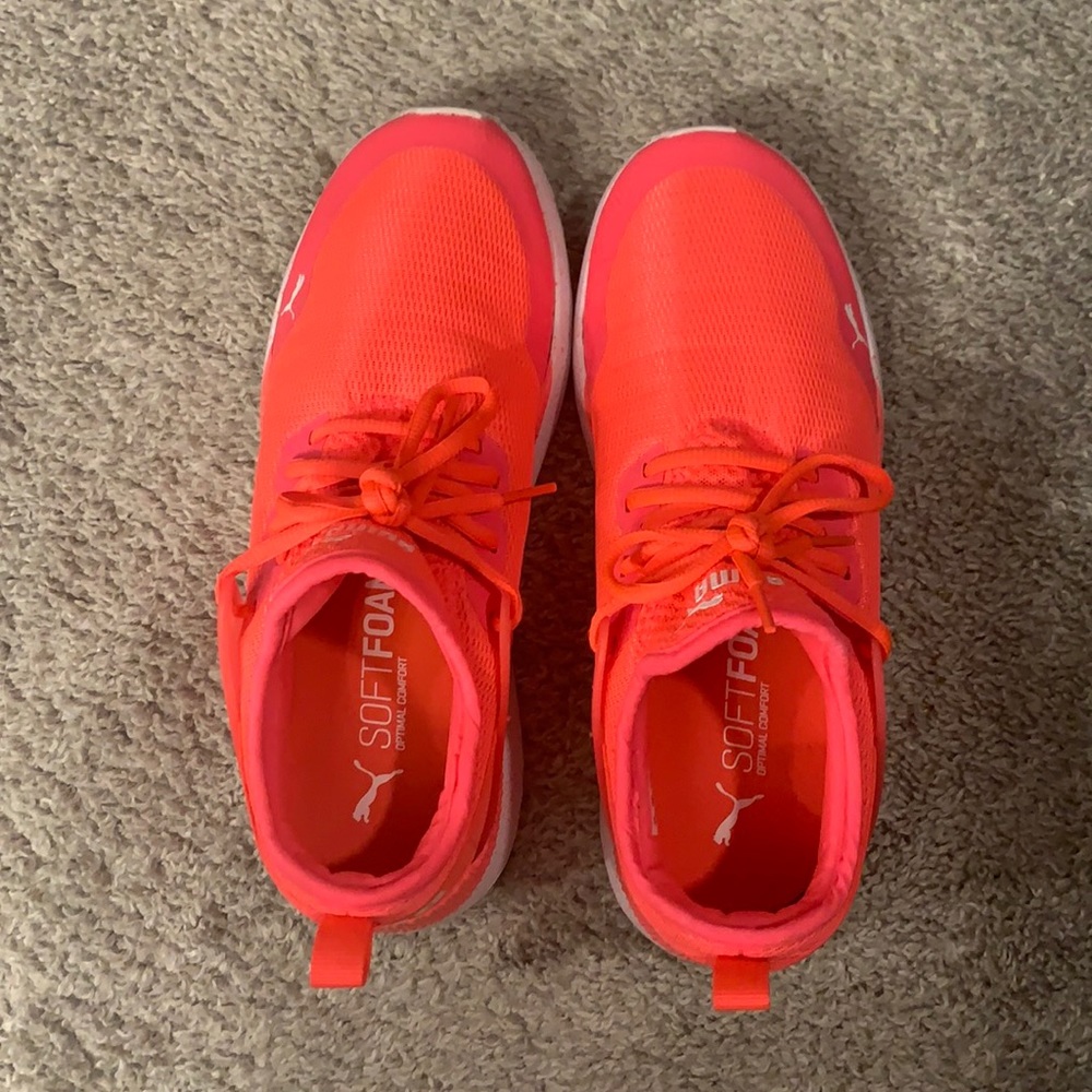 WORN ONCE - puma soft foam running shoes
